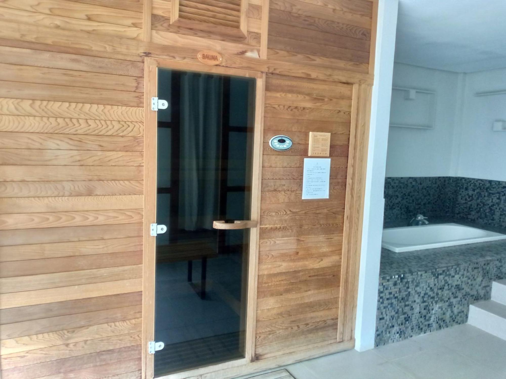 Mactan Newtown 8 Boulevard Deluxe Punta Engano  Bagian luar foto